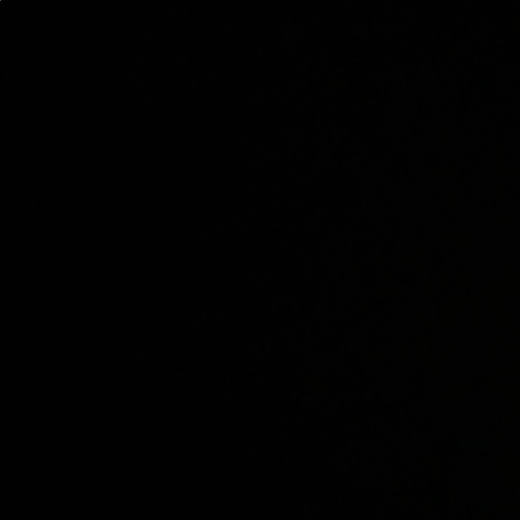 nothing - Picture 4 of 8